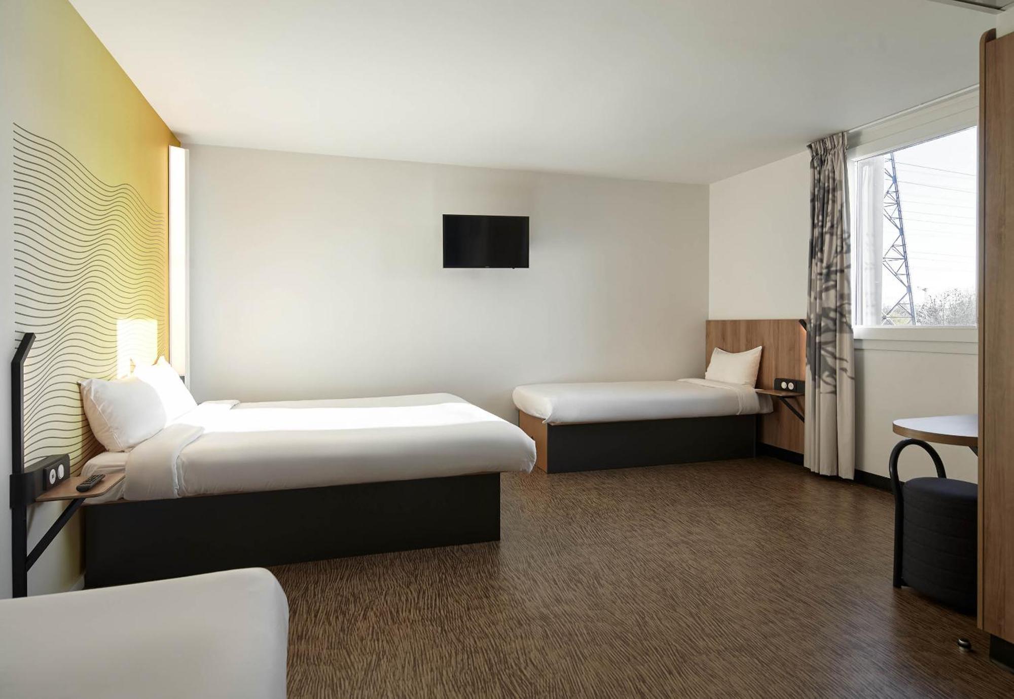 Palaiseau Hotel 3*